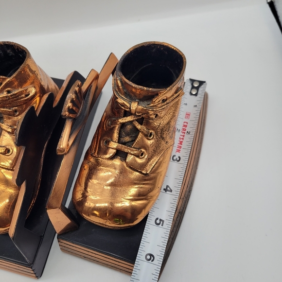 VTG Pair Brass Bronze Color Baby Shoe Slipper Bookends Book End Sculpture Prop - Picture 10 of 12
